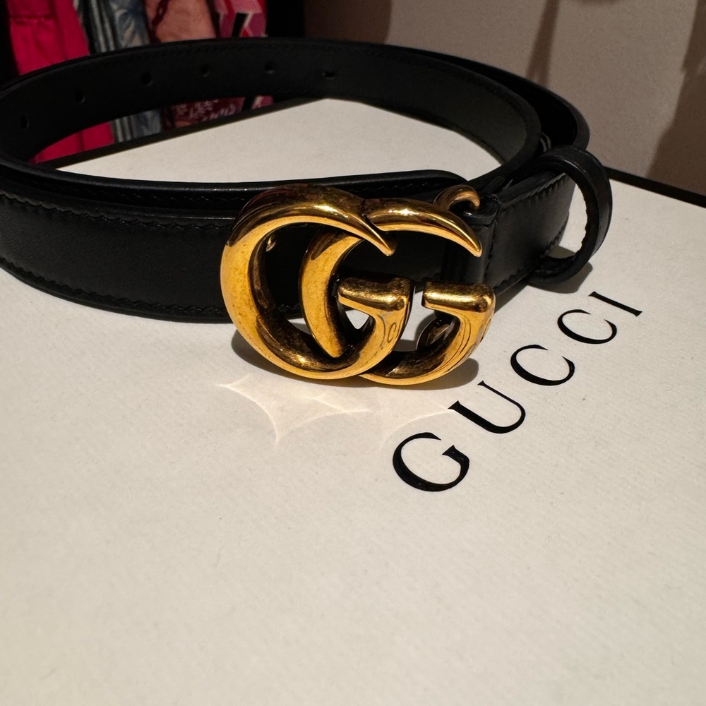 Gently Worn Gucci Thin Belt Black Gold
